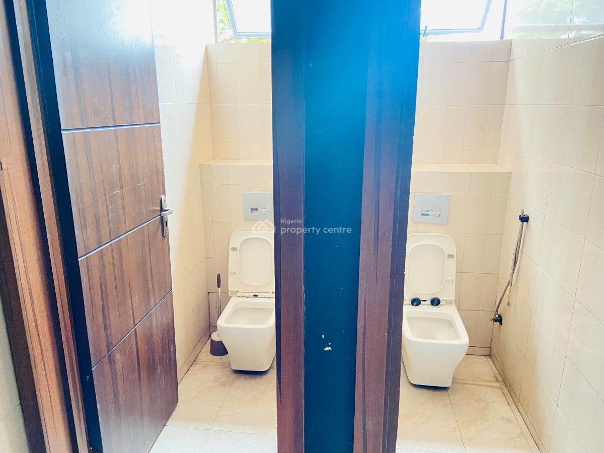 Spacious Rooftop Lounge Located on a Busy Road Off Admiralty Way, Off Admiralty Road, Lekki, Lagos, Commercial Property for Rent