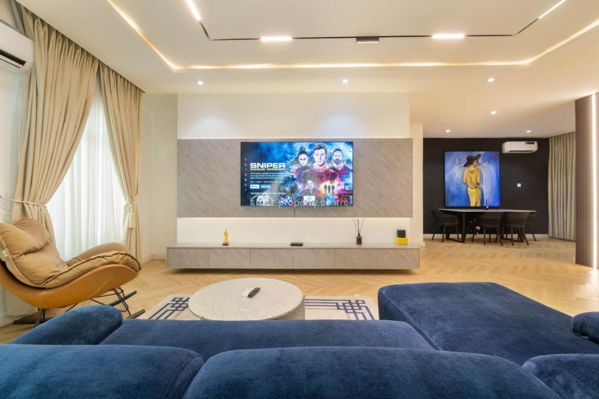 1806luxury 3 Bedrooms with Swimming Pool and Ps5, Lekki Phase 1, Lekki, Lagos, Flat / Apartment Short Let