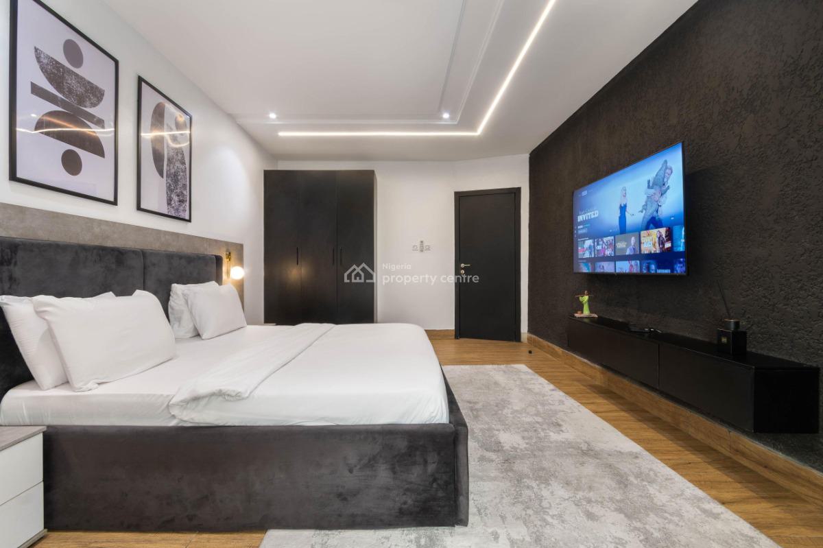 1806luxury 3 Bedrooms with Swimming Pool and Ps5, Lekki Phase 1, Lekki, Lagos, Flat / Apartment Short Let