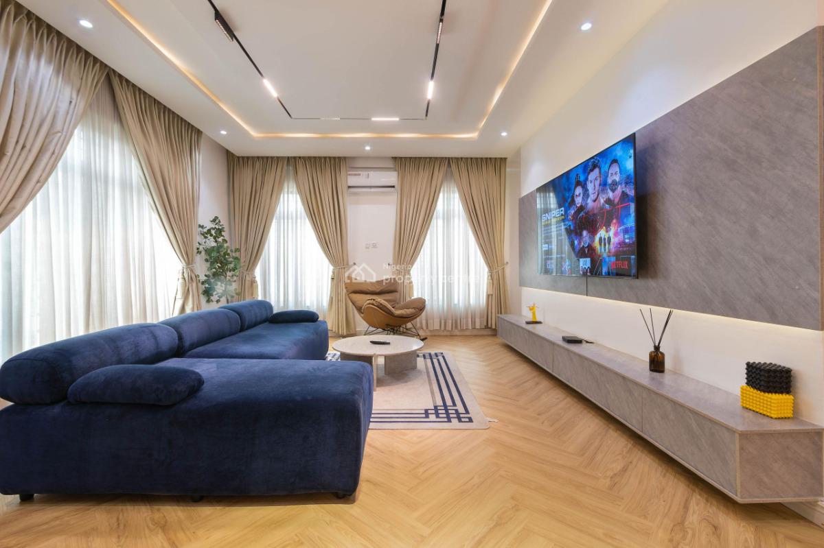 1806luxury 3 Bedrooms with Swimming Pool and Ps5, Lekki Phase 1, Lekki, Lagos, Flat / Apartment Short Let