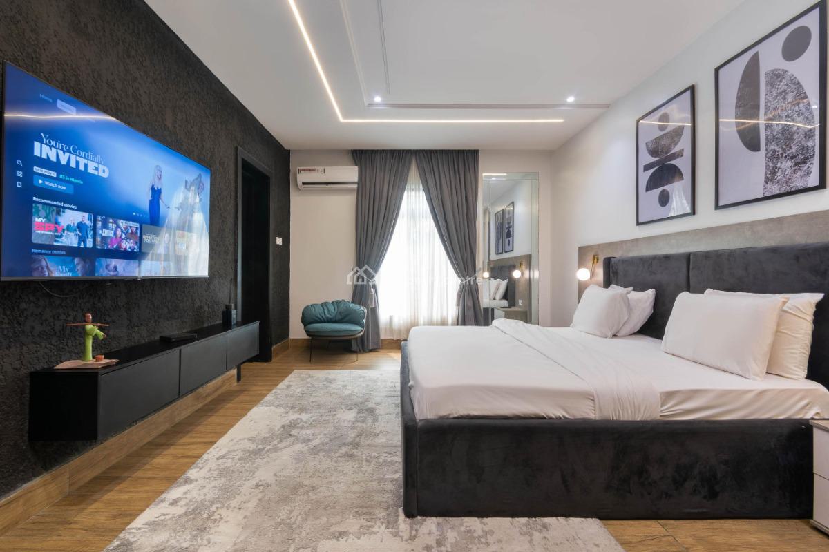 1806luxury 3 Bedrooms with Swimming Pool and Ps5, Lekki Phase 1, Lekki, Lagos, Flat / Apartment Short Let