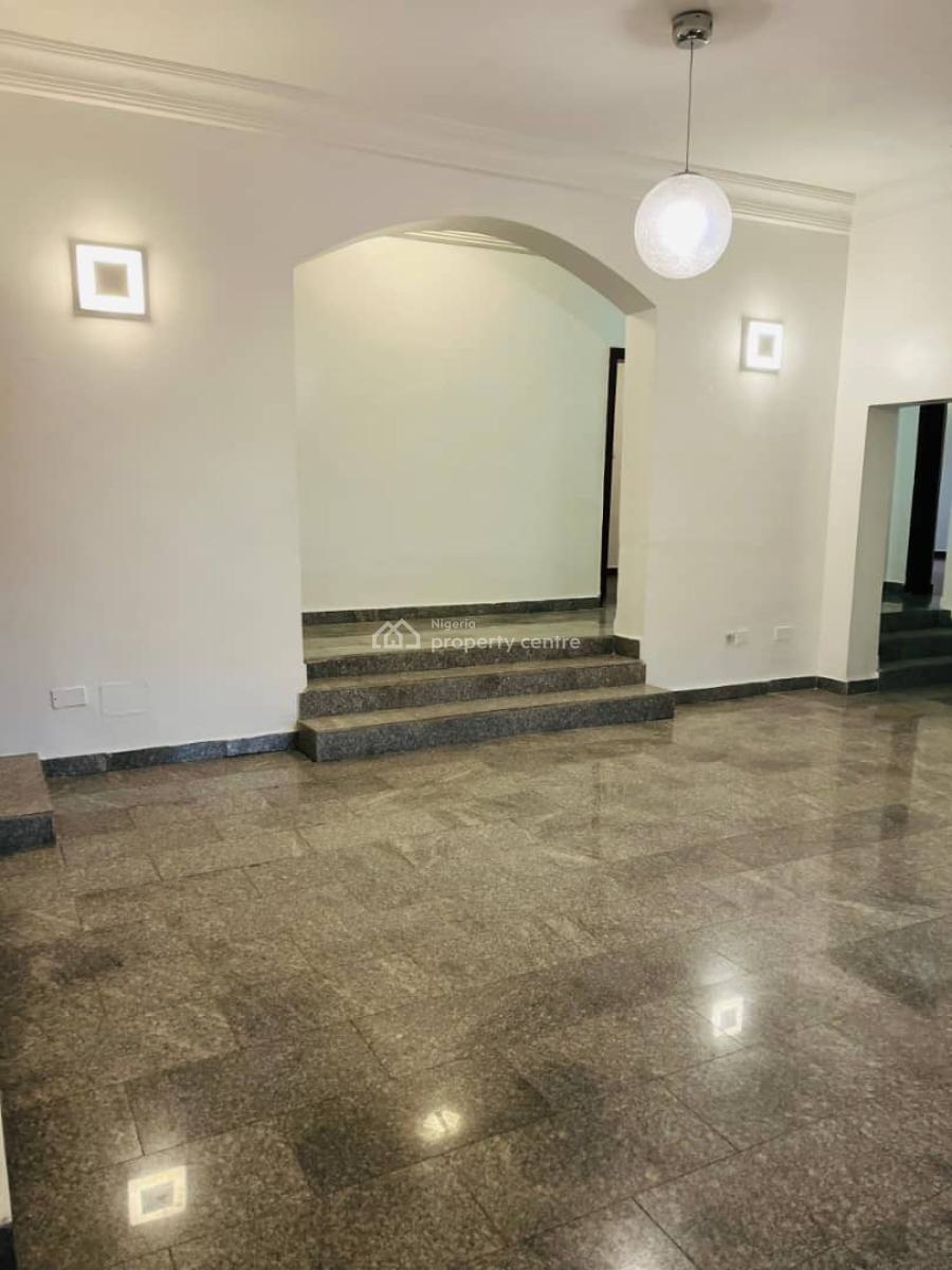 Excellent Spacious 2 Bedrom Apartment, By American International School, Durumi, Abuja, Flat / Apartment for Rent