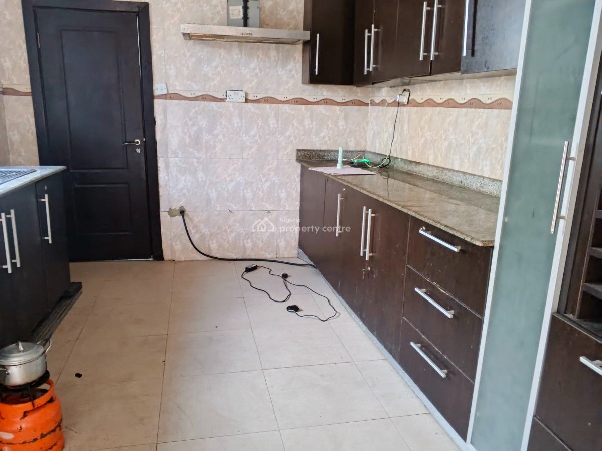 Beautiful Shared Apartment, Oxford Street Cluster 1 Estate, Lekki County, Ikota, Lekki, Lagos, Self Contain (single Rooms) for Rent