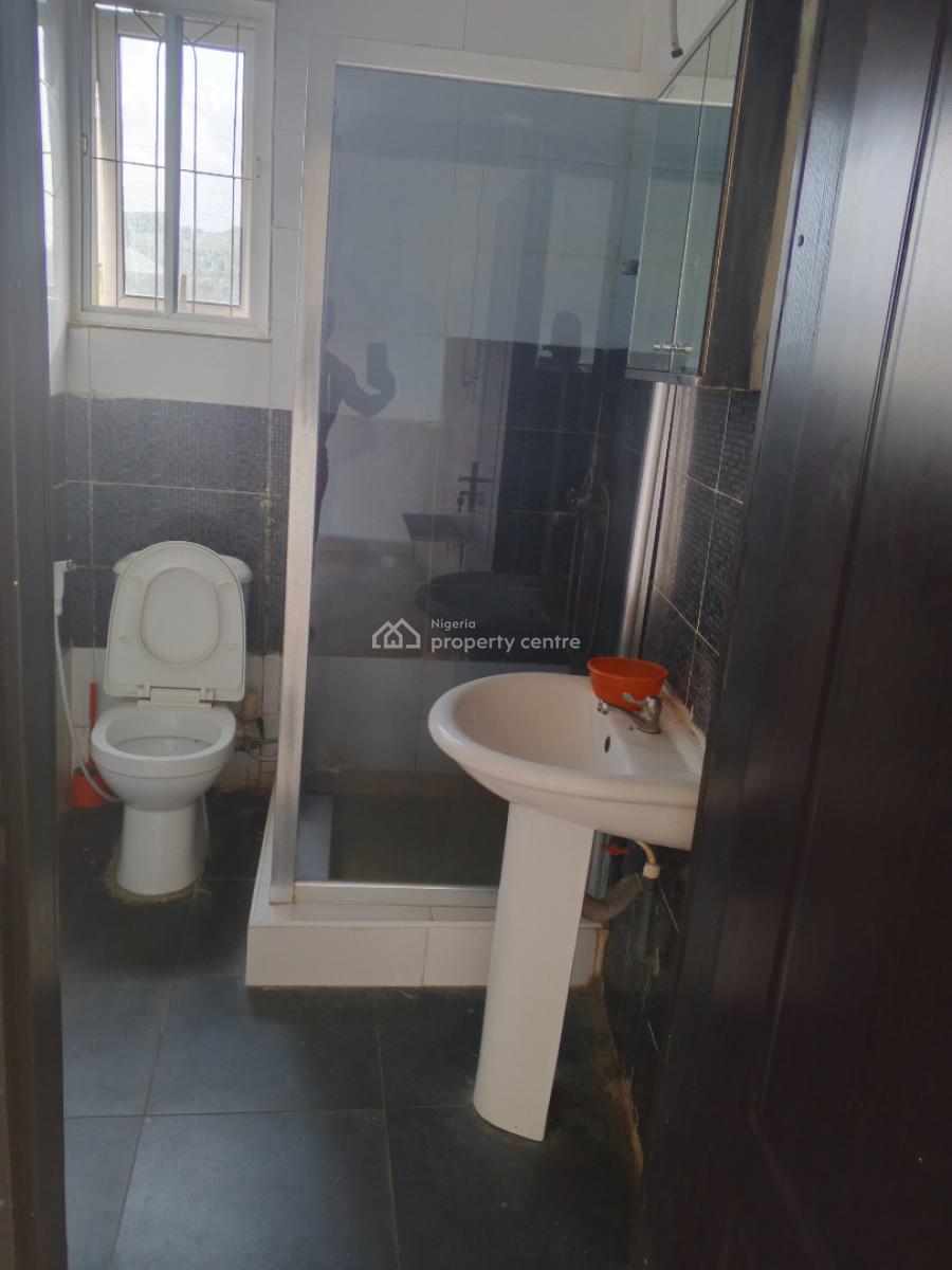 Beautiful Shared Apartment, Oxford Street Cluster 1 Estate, Lekki County, Ikota, Lekki, Lagos, Self Contain (single Rooms) for Rent