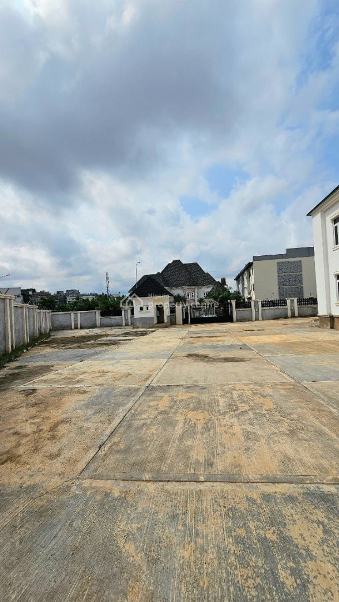 6 Bedroom Duplex with Swimming Pool and 2 Rooms Bq, Guzape District, Abuja, Detached Duplex for Sale