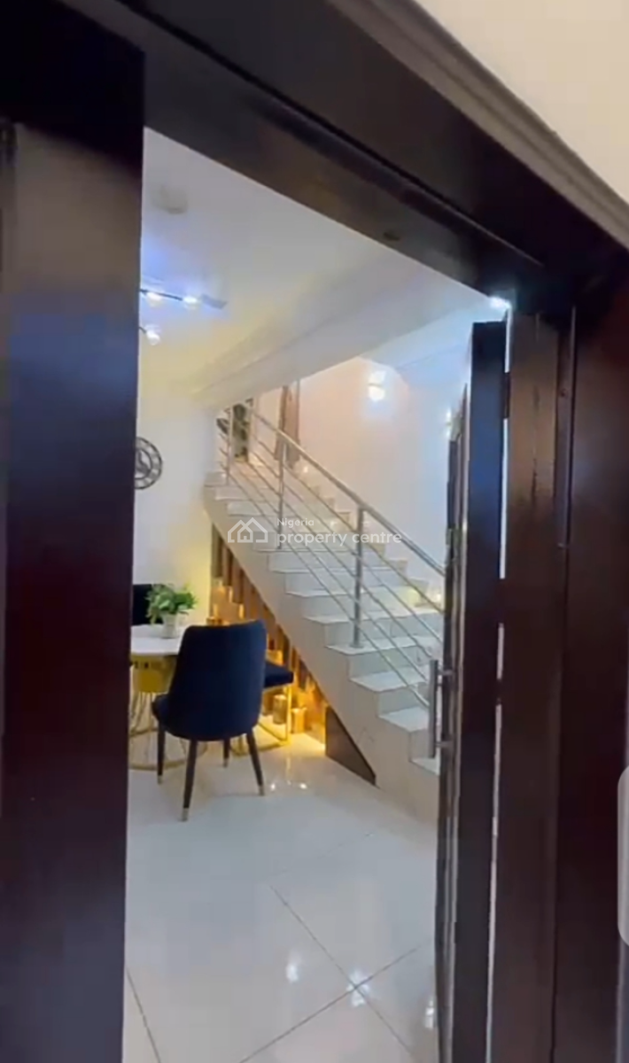 3 Bedroom Terrace Duplex, Laaderin, Abeokuta South, Ogun, Terraced Duplex Short Let