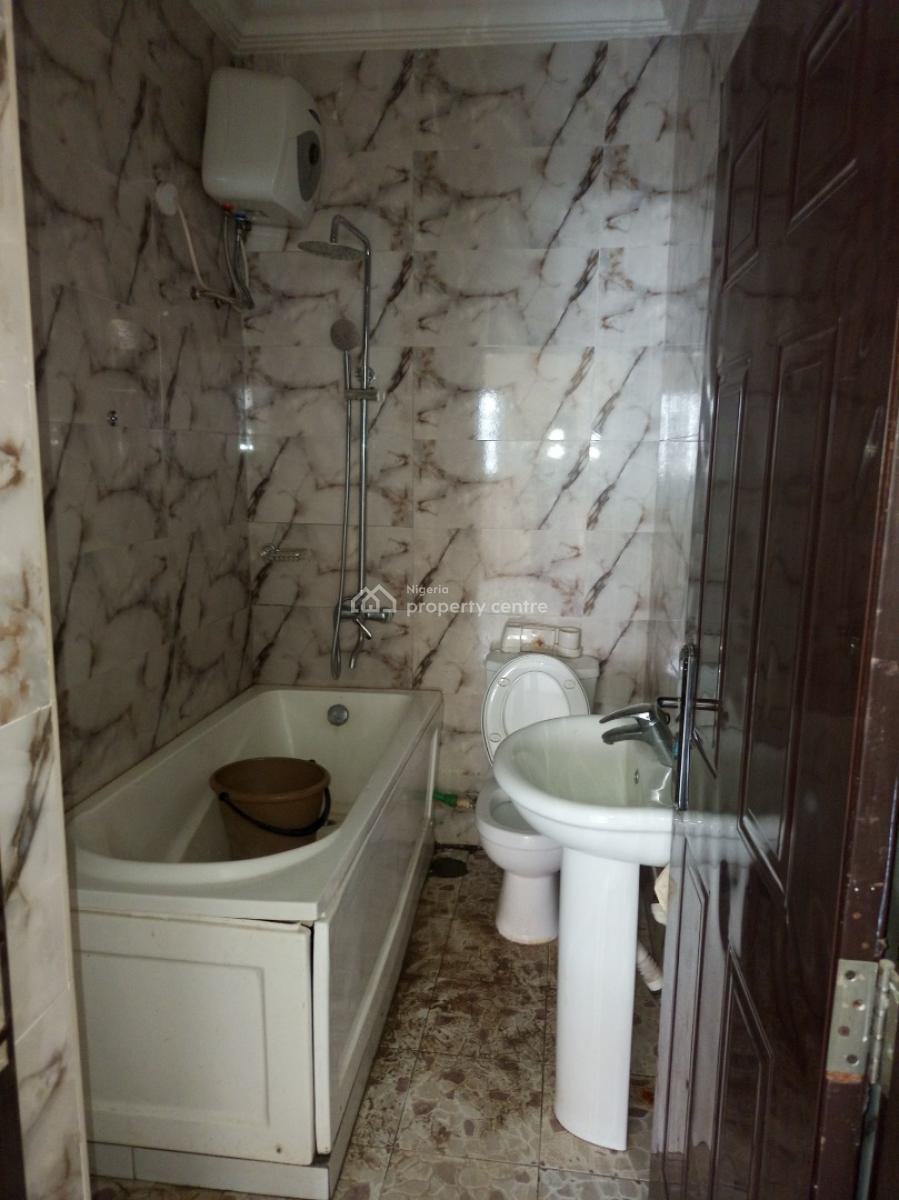 Newly Renovated 1 Bedroom Penthouse, Gilmore, Jahi, Abuja, Flat / Apartment for Rent