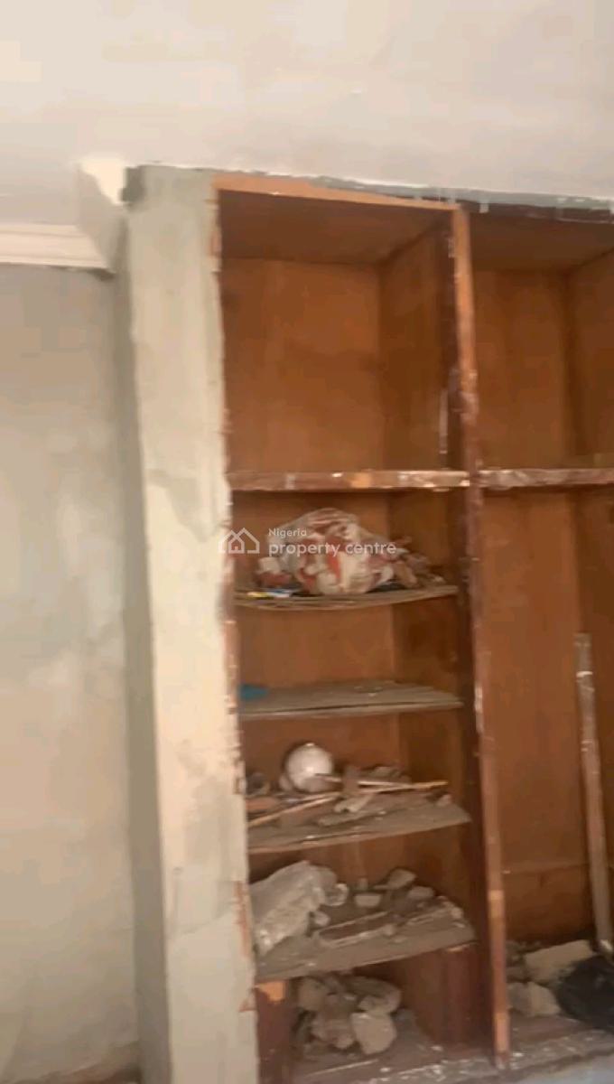 a Newly Renovated Roomself Contain, Upstairs with Pop, Carpark, Chemist Bus Stop, Akoka, Yaba, Lagos, Self Contain (single Rooms) for Rent