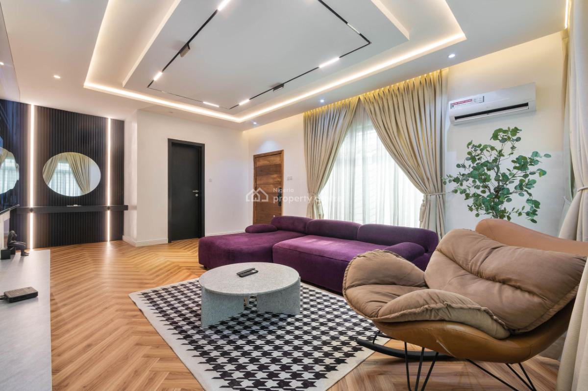 1808luxury 3 Bedrooms with Swimming Pool and Snooker and Ps5, Lekki Phase 1, Lekki, Lagos, Flat / Apartment Short Let