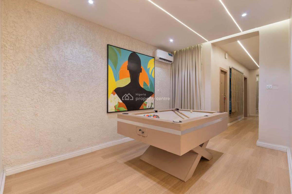1809luxury 3 Bedrooms with Swimming Pool and Snooker and Ps5, Lekki Phase 1, Lekki, Lagos, Flat / Apartment Short Let