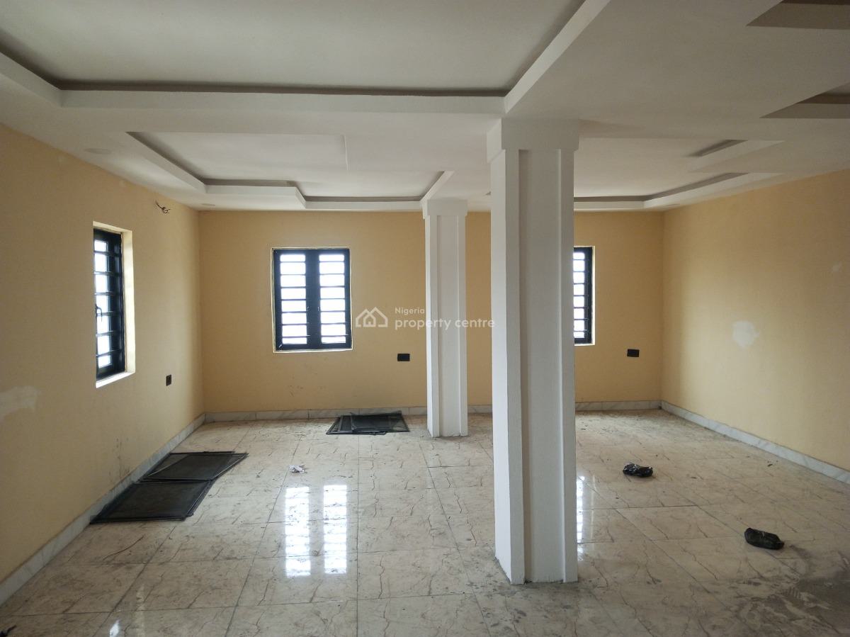 Massive Space Shop Upstairs in a Complex Directly Facing The Road, Ado, Ajah, Lagos, Shop for Rent