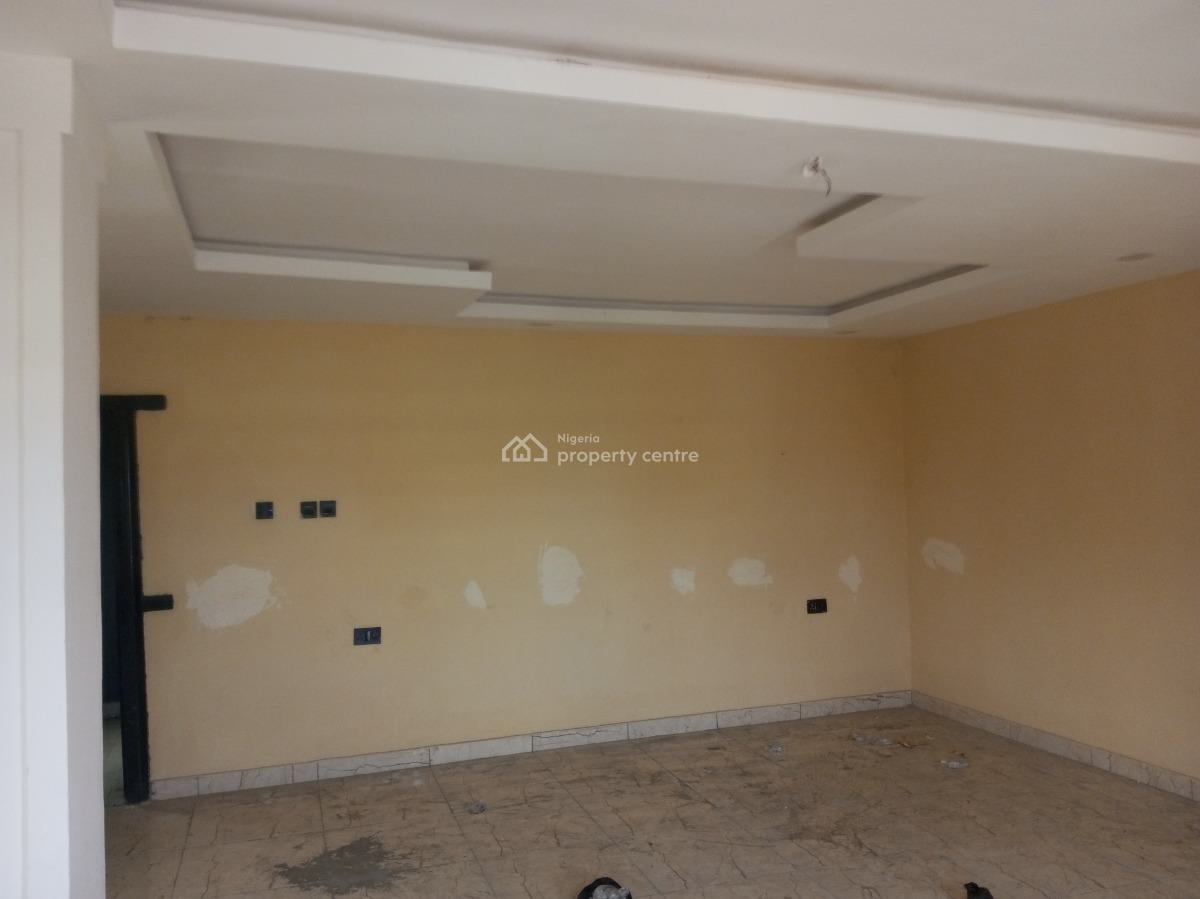 Massive Space Shop Upstairs in a Complex Directly Facing The Road, Ado, Ajah, Lagos, Shop for Rent