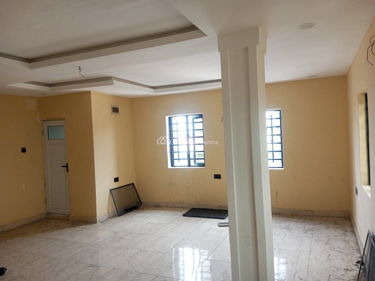 Massive Space Shop Upstairs in a Complex Directly Facing The Road, Ado, Ajah, Lagos, Shop for Rent
