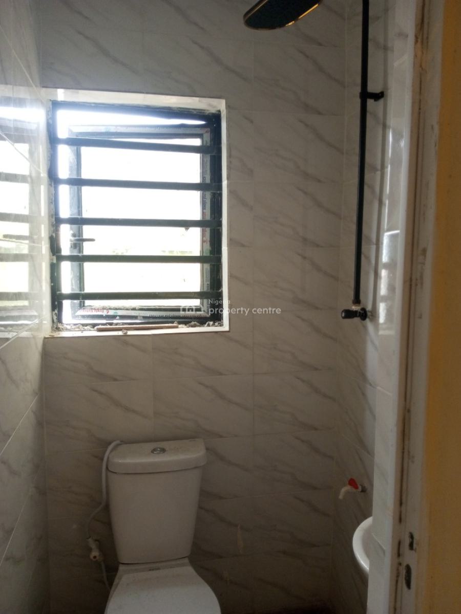 Massive Space Shop Upstairs in a Complex Directly Facing The Road, Ado, Ajah, Lagos, Shop for Rent