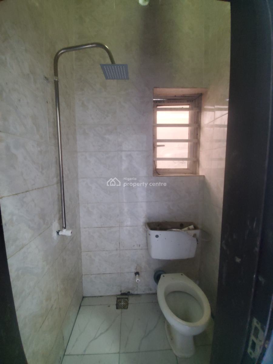 1 Room Bq in a Shared Kitchen Apt, Ekota School, Ikota, Lekki, Lagos, Self Contain (single Rooms) for Rent
