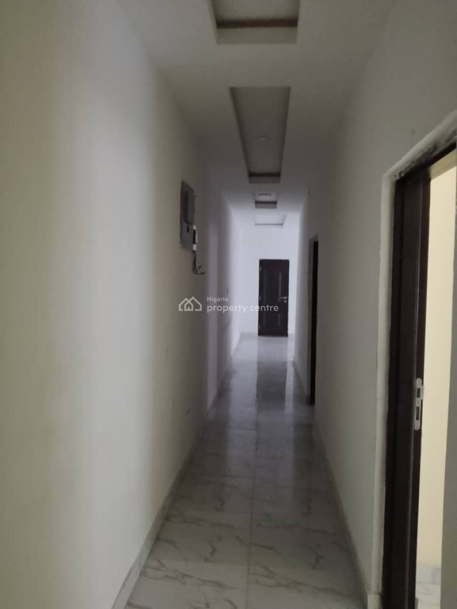 Spacious 2 Bedroom Apartment with a Room Bq, Eleganza Gardens Opposite Vgc, Lekki, Lagos, Flat / Apartment for Rent