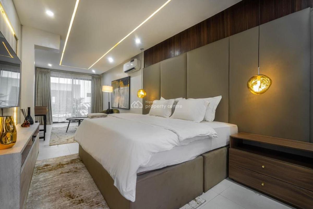 Luxury 3 Bedroom Apartment Available, Lekki Phase 1, Lekki, Lagos, Flat / Apartment Short Let