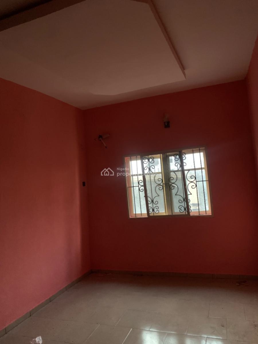 2 Bedroom Flat, Divine Estate, Ago Palace, Isolo, Lagos, Flat / Apartment for Rent