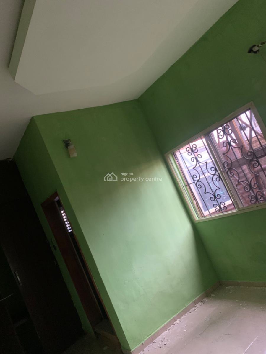 2 Bedroom Flat, Divine Estate, Ago Palace, Isolo, Lagos, Flat / Apartment for Rent
