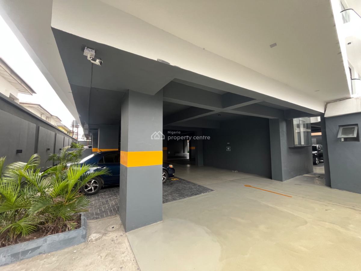 Luxury 4 Bedroom Apartment  Fully Serviced  Premium Finishes, Lekki Phase 1, Lekki, Lagos, Flat / Apartment for Rent