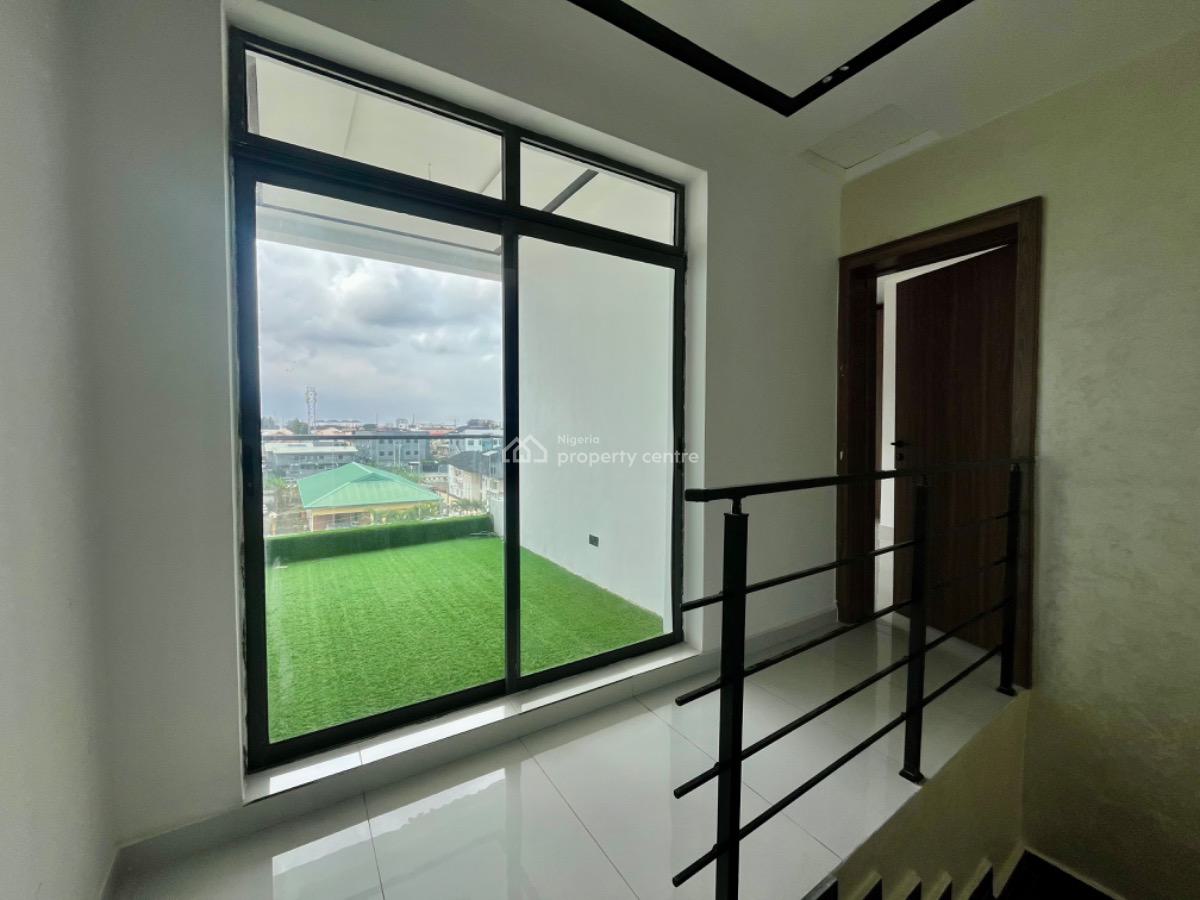 Luxury 4 Bedroom Apartment  Fully Serviced  Premium Finishes, Lekki Phase 1, Lekki, Lagos, Flat / Apartment for Rent