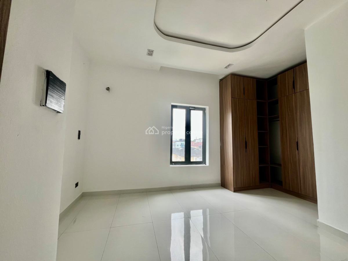Luxury 4 Bedroom Apartment  Fully Serviced  Premium Finishes, Lekki Phase 1, Lekki, Lagos, Flat / Apartment for Rent