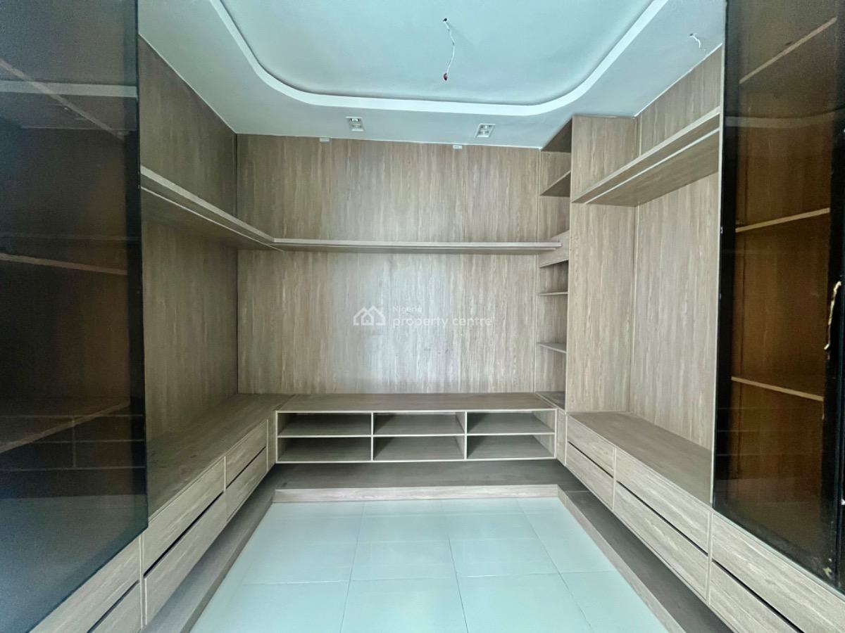 Luxury 4 Bedroom Apartment  Fully Serviced  Premium Finishes, Lekki Phase 1, Lekki, Lagos, Flat / Apartment for Rent