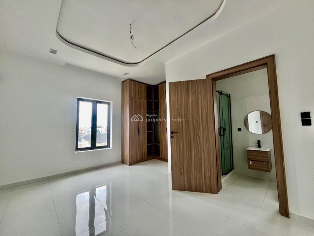 Luxury 4 Bedroom Apartment  Fully Serviced  Premium Finishes, Lekki Phase 1, Lekki, Lagos, Flat / Apartment for Rent