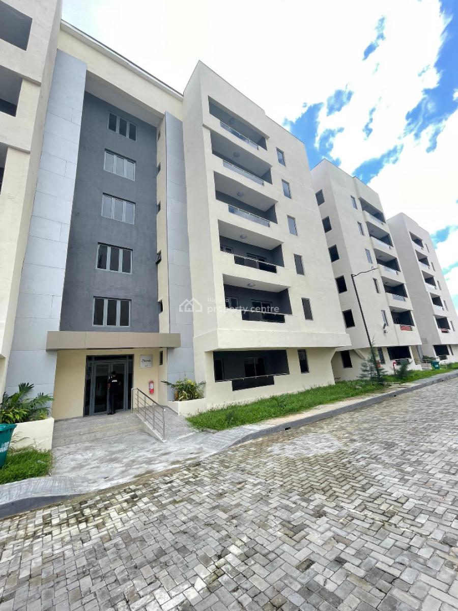 Luxurious 3 Bedroom Apartment, Surulere, Lagos, Block of Flats for Sale