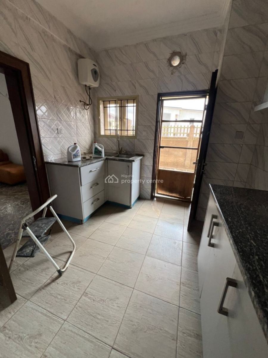 Very Massive and Spacious Three (3) Bedroom Apartment, Aquamarine Estate, Apo, Abuja, Terraced Duplex for Rent