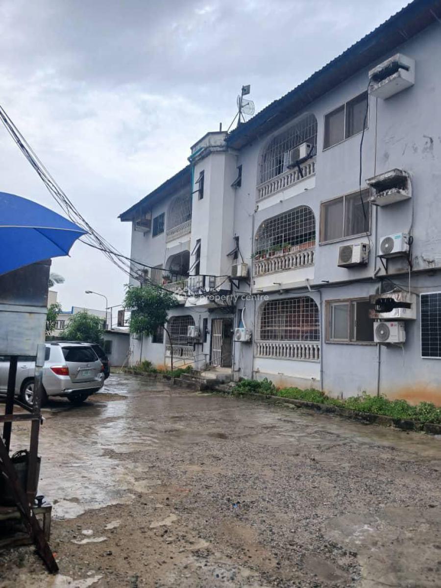 Land Measuring 1700sqm with 2 Blocks of Flats Which Consists of 6units, Shonibare Estate Ikeja, Maryland, Lagos, Residential Land for Sale
