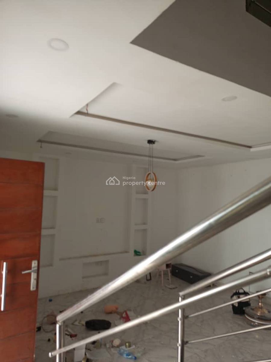 Spacious 3bedroom, Ologolo, Lekki, Lagos, Terraced Duplex for Rent