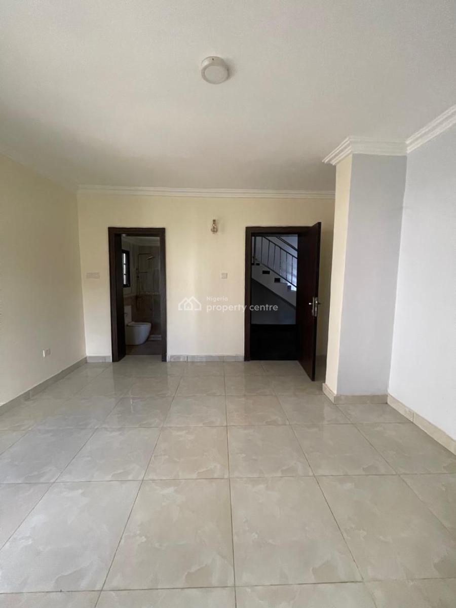 5 Bedroom Semi Detached Duplex, Main, Guzape District, Abuja, Semi-detached Duplex for Sale