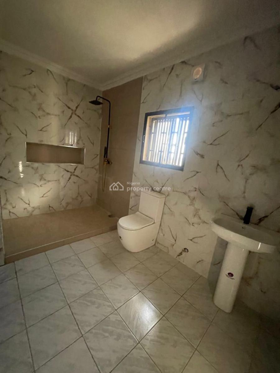 5 Bedroom Semi Detached Duplex, Main, Guzape District, Abuja, Semi-detached Duplex for Sale