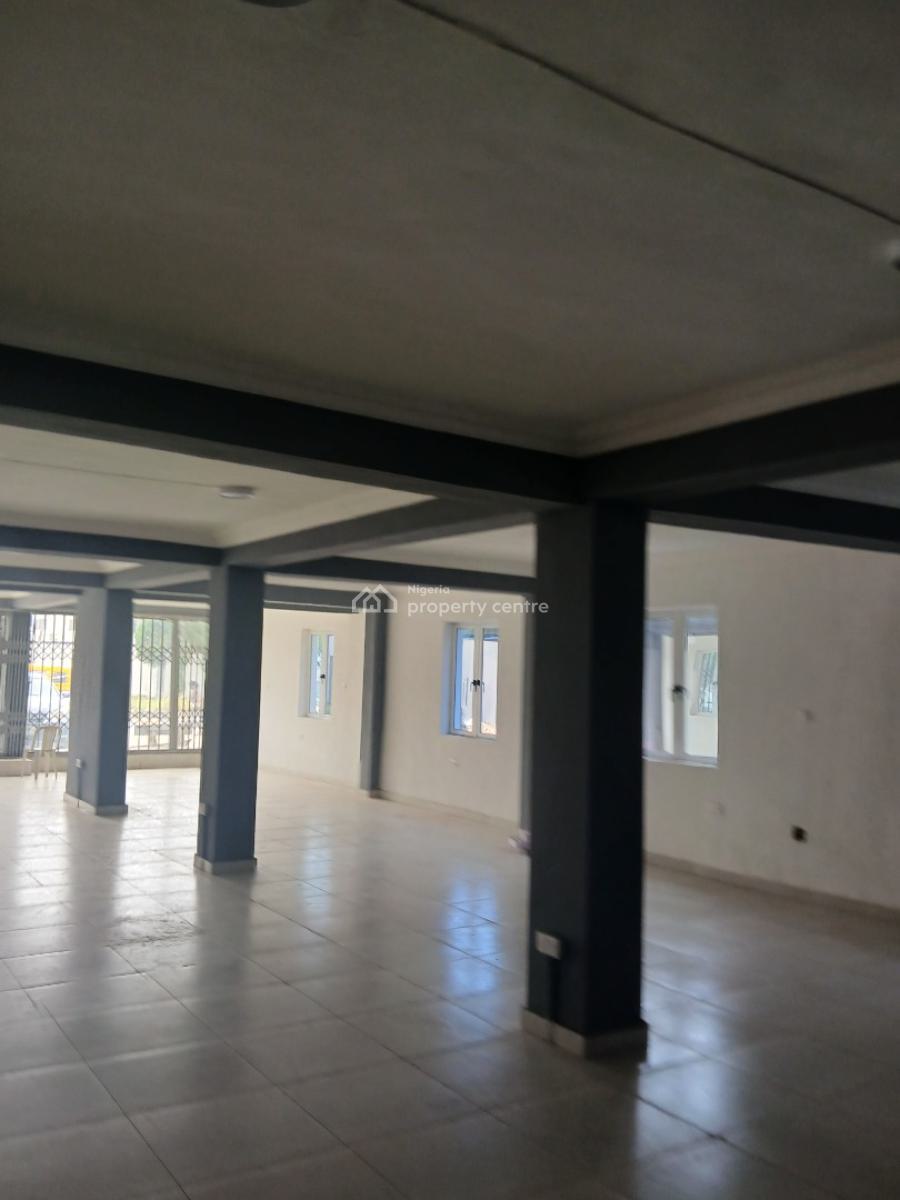 Shop/office 300sqms Space, Off Agindingbi, Ikeja, Lagos, Office Space for Rent