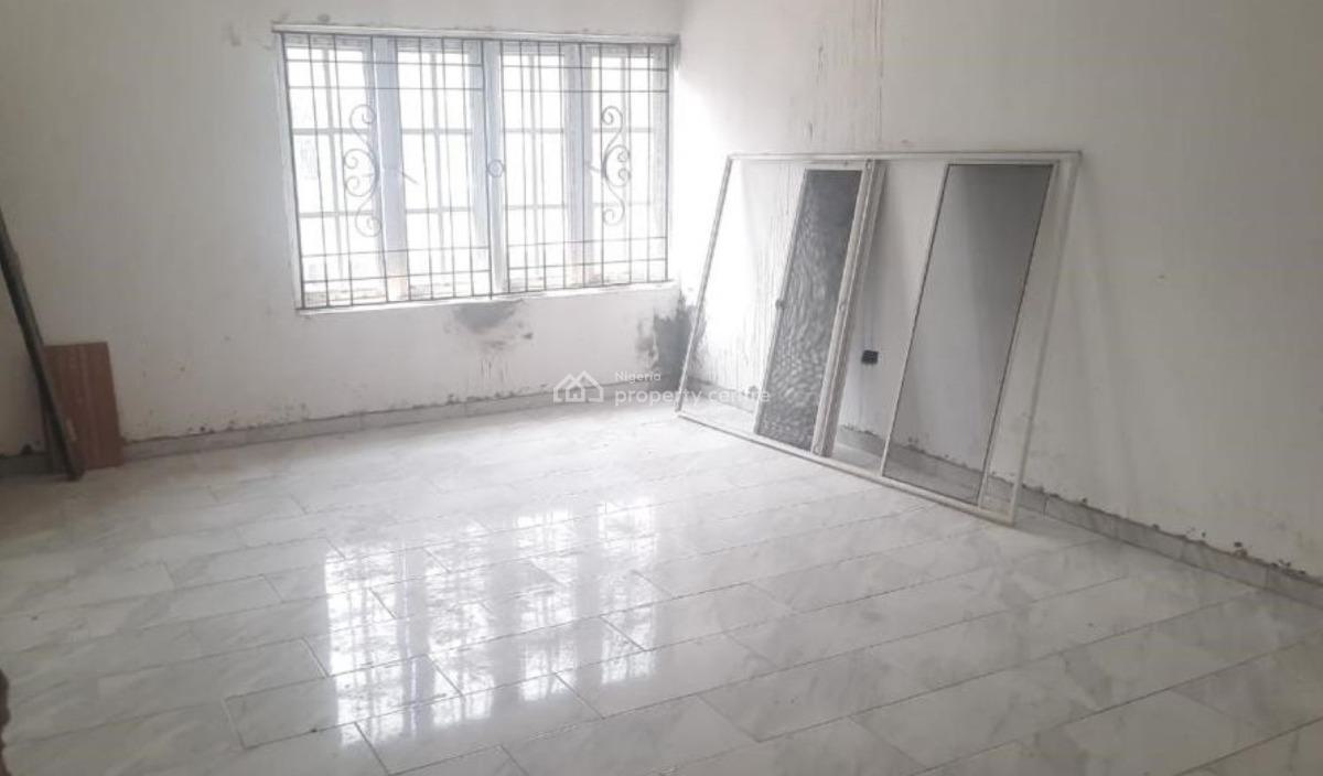 Shell Form 3 Bedroom Terraced Duplex with Bq, Lekki Paradise 3 Estate, Chevron Drive, Lekki, Lagos, Terraced Duplex for Sale