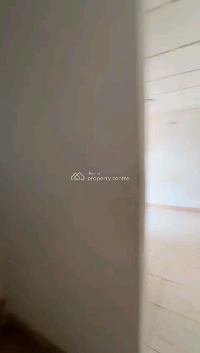a Standard Mini Flat, Off Ilaje Road, Bariga, Shomolu, Lagos, Mini Flat (room and Parlour) for Rent