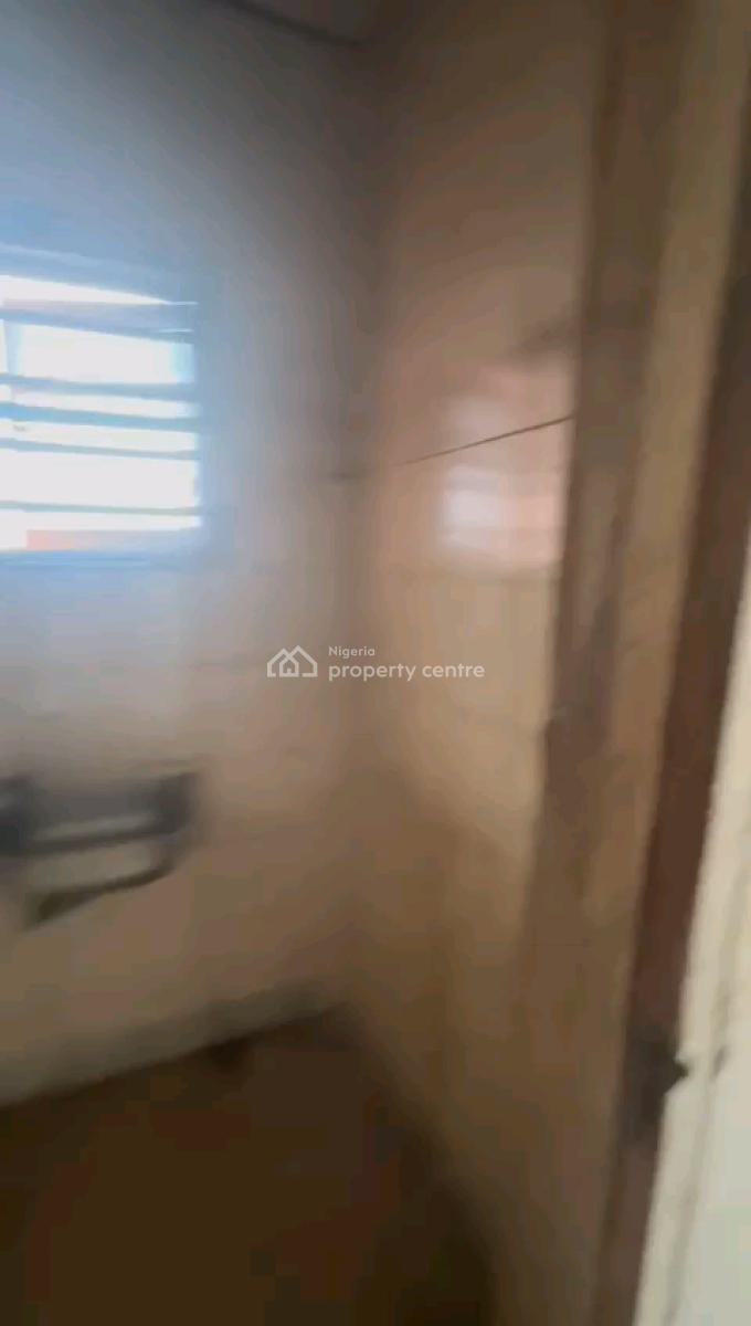 a Standard Mini Flat, Off Ilaje Road, Bariga, Shomolu, Lagos, Mini Flat (room and Parlour) for Rent