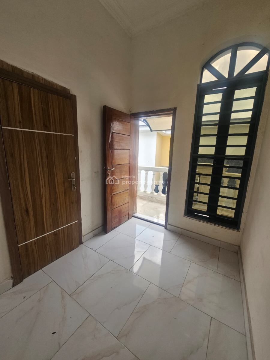 Bq with Its Own Toilet and Separate Space for Kitchen, Ikoyi, Lagos, Flat / Apartment for Rent