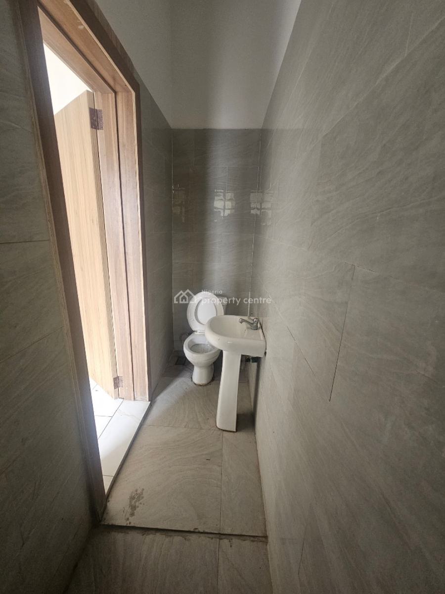 Bq with Its Own Toilet and Separate Space for Kitchen, Ikoyi, Lagos, Flat / Apartment for Rent