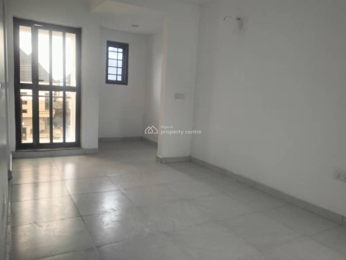 Neat 5 Bedroom Terrace Duplex in a Serene Estate, Osapa, Lekki, Lagos, Terraced Duplex for Rent