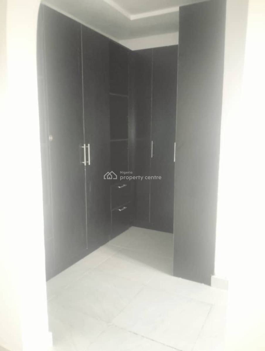 Neat 5 Bedroom Terrace Duplex in a Serene Estate, Osapa, Lekki, Lagos, Terraced Duplex for Rent