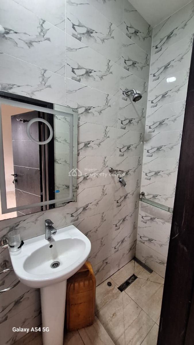 3 Bedroom Serviced Terraced Duplex with a Room Bq, Alfred Court Estate, Agungi, Lekki, Lagos, Terraced Duplex for Rent
