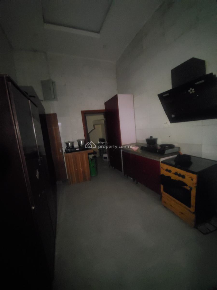 1 Room Shared Kitchen Apartment, Villa Viva, Lekki, Lagos, Flat / Apartment for Rent
