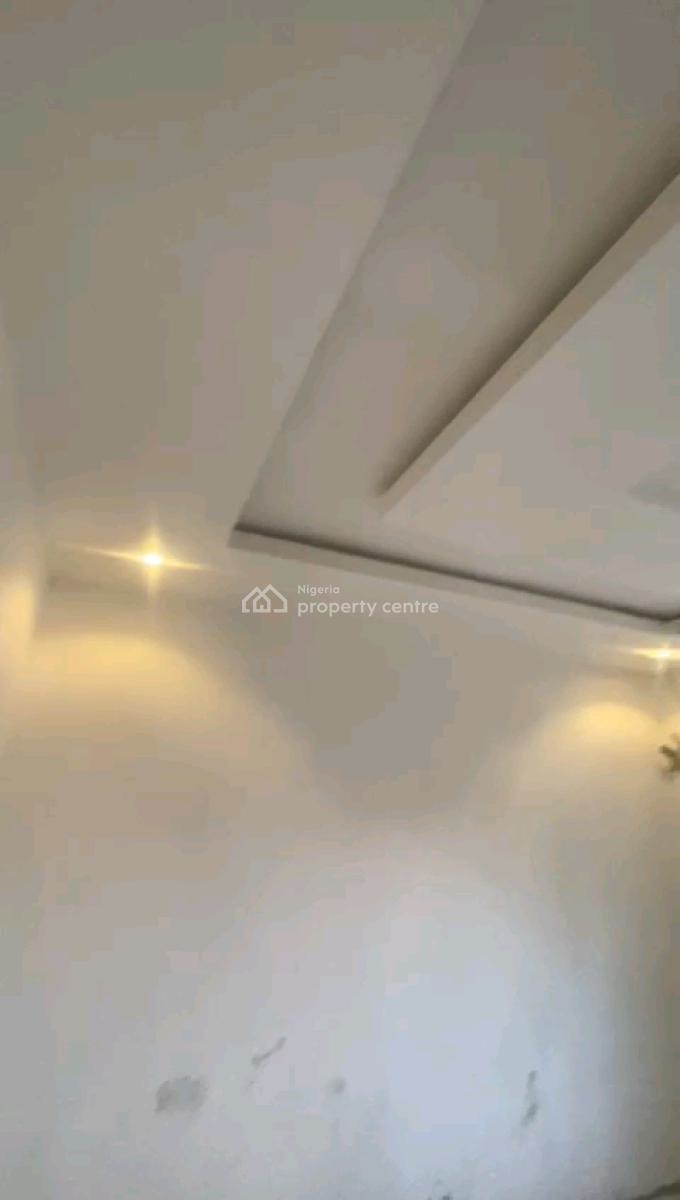 Newly Built, Spacious 2-bedroom Upflat, Off Pedro Road, Gbagada, Lagos, Flat / Apartment for Sale