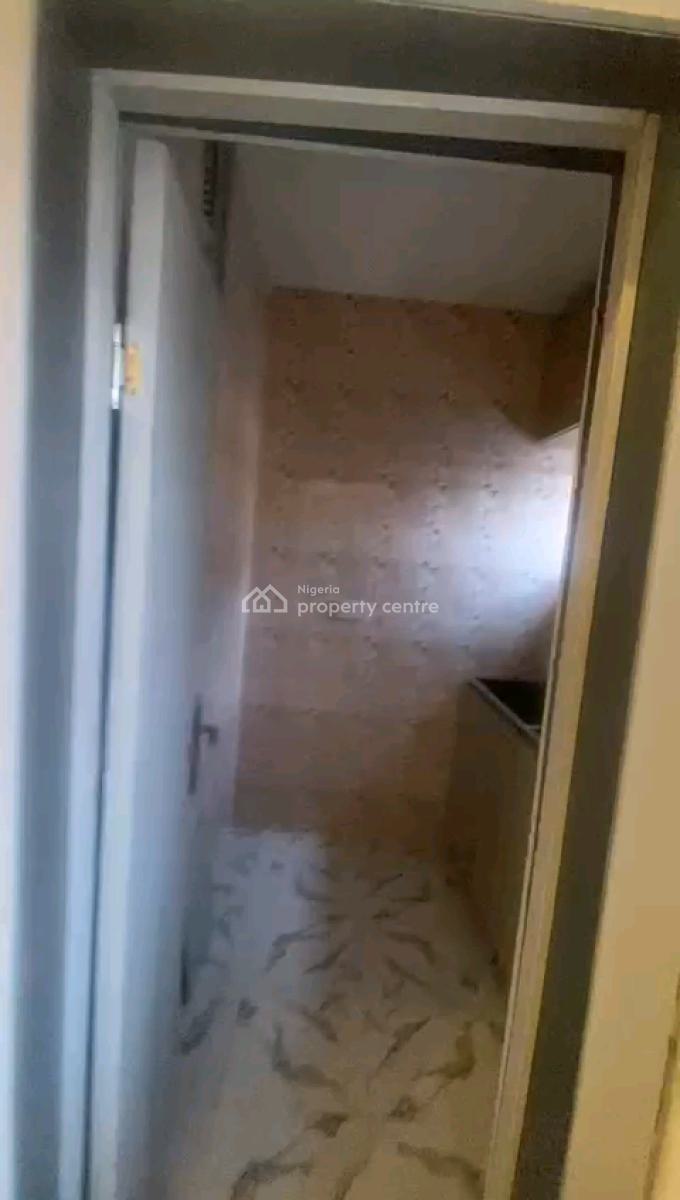 Newly Built, Spacious 2-bedroom Upflat, Off Pedro Road, Gbagada, Lagos, Flat / Apartment for Sale