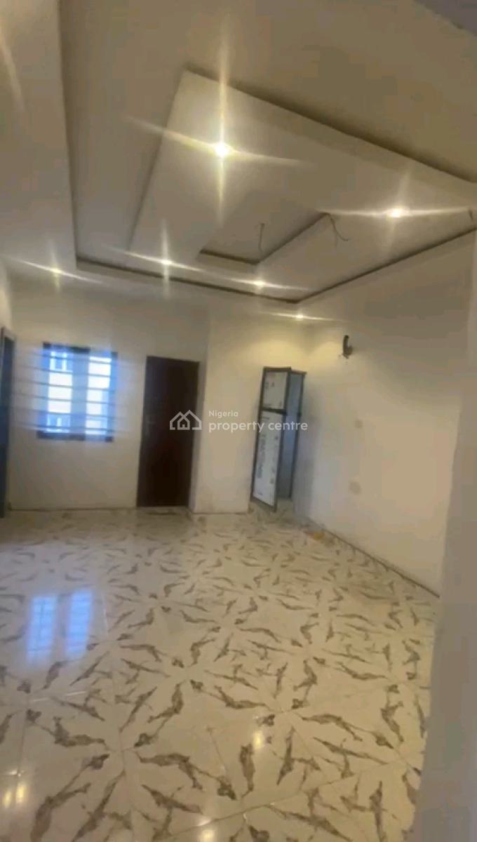 Newly Built, Spacious 2-bedroom Upflat, Off Pedro Road, Gbagada, Lagos, Flat / Apartment for Sale