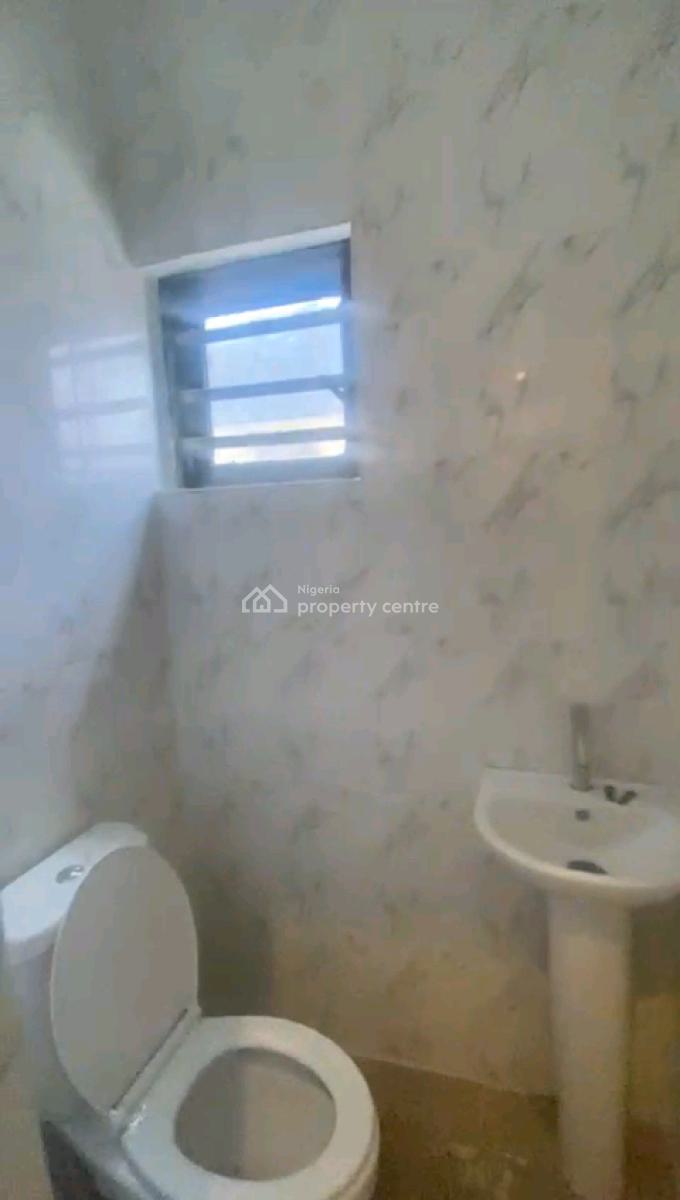 Newly Built, Spacious 2-bedroom Upflat, Off Pedro Road, Gbagada, Lagos, Flat / Apartment for Sale