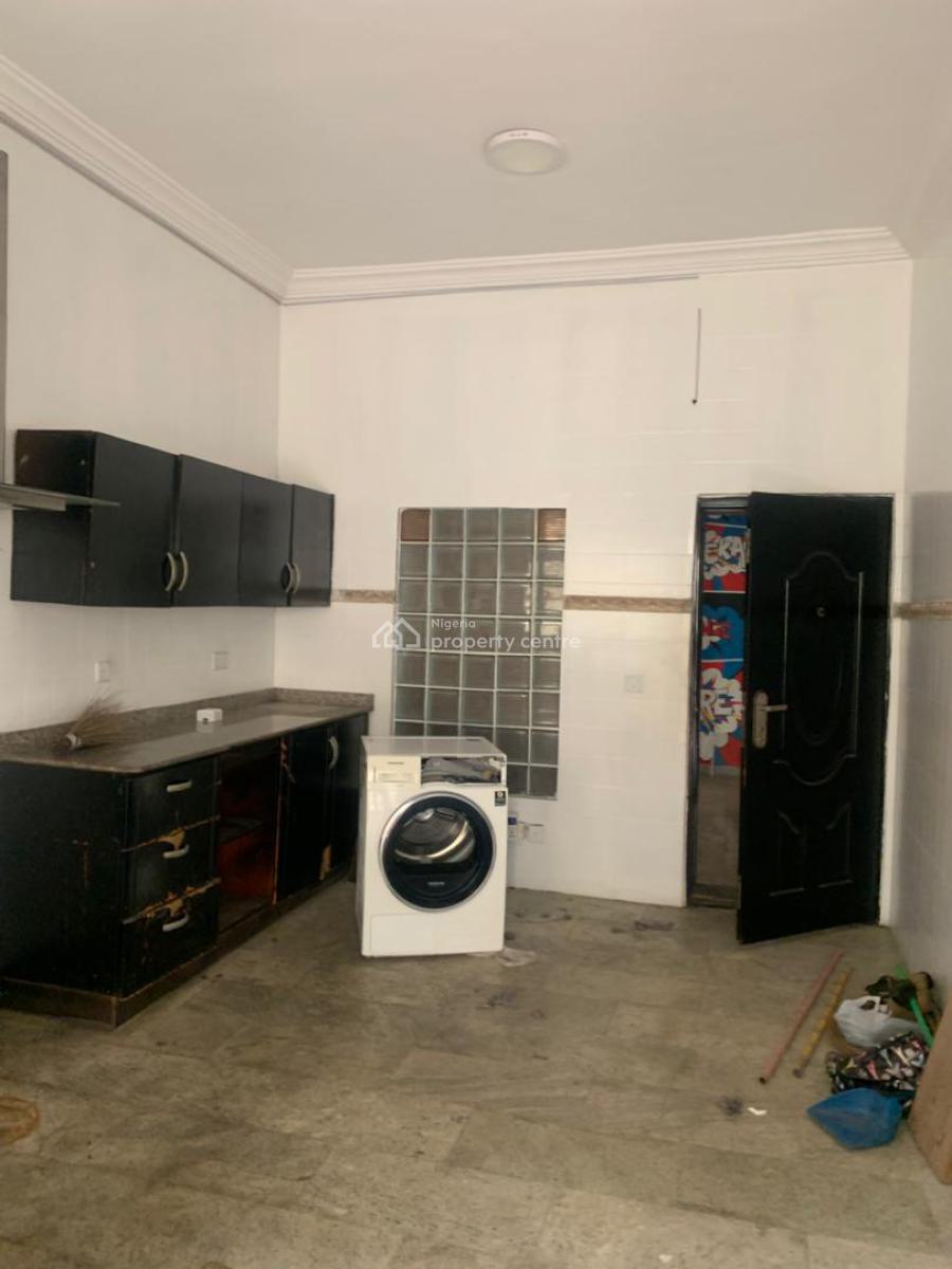 Self Serviced 4 Bedroom Semi Detached Duplex with Bq in a Gated Estate, Lekki Phase 1, Lekki, Lagos, Semi-detached Duplex for Rent