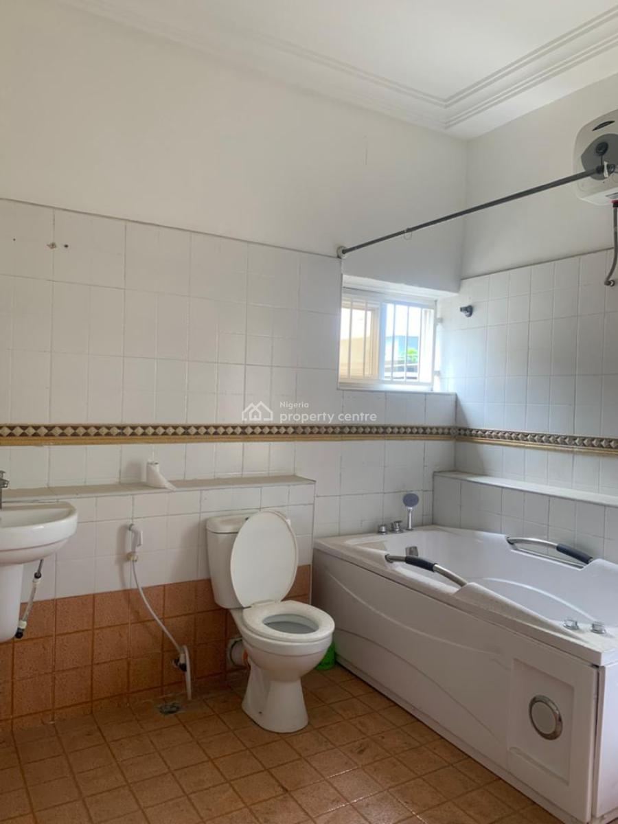 Self Serviced 4 Bedroom Semi Detached Duplex with Bq in a Gated Estate, Lekki Phase 1, Lekki, Lagos, Semi-detached Duplex for Rent